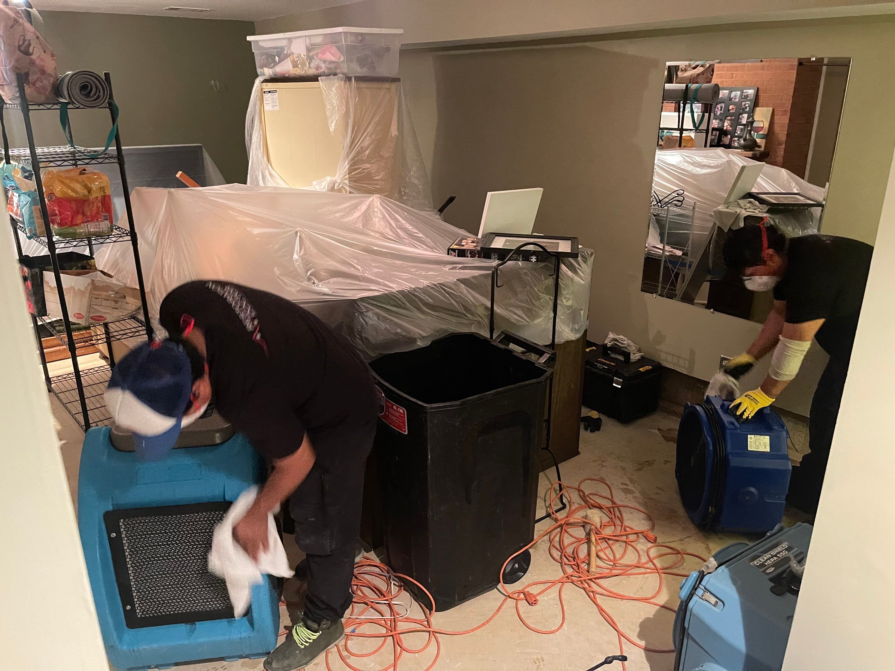 Final thermal inspection confirming moisture removal and restoration completion.