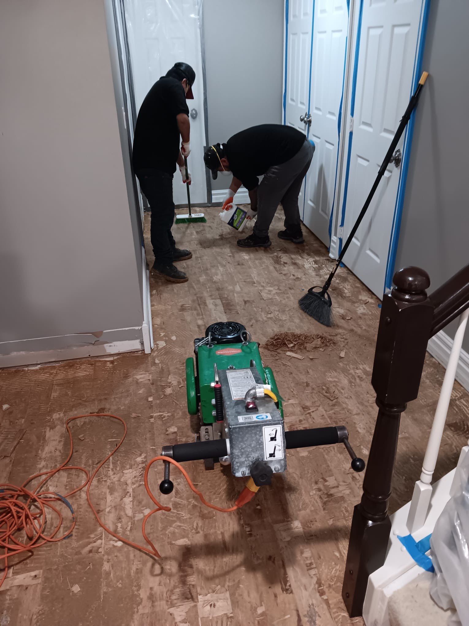 Containment barrier and dehumidification equipment set up during water damage restoration in Ashburn.