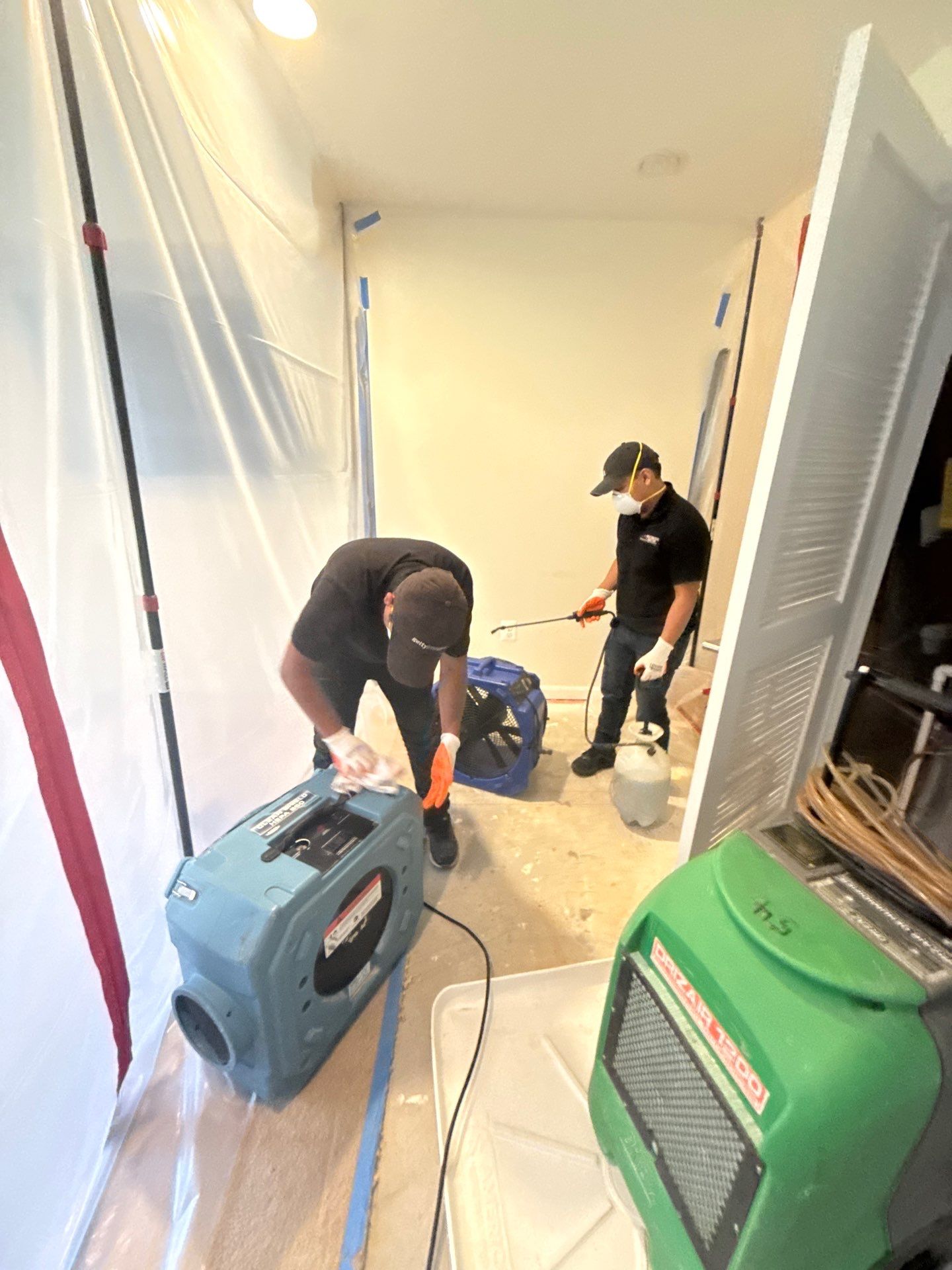 Final-stage drying equipment and sanitizing application within containment in Warrenton.