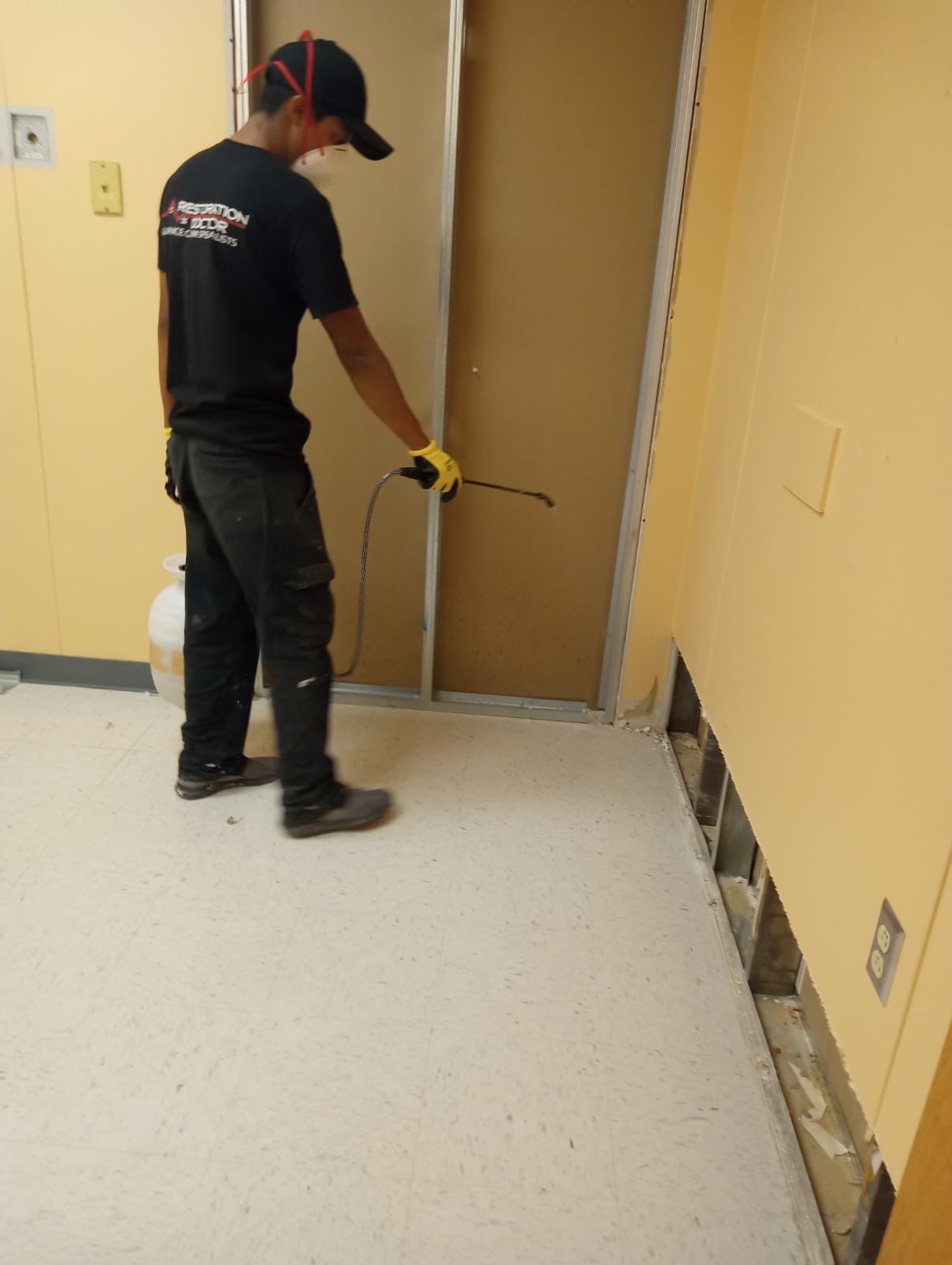 Final thermal inspection confirming moisture levels normalized after water damage restoration.