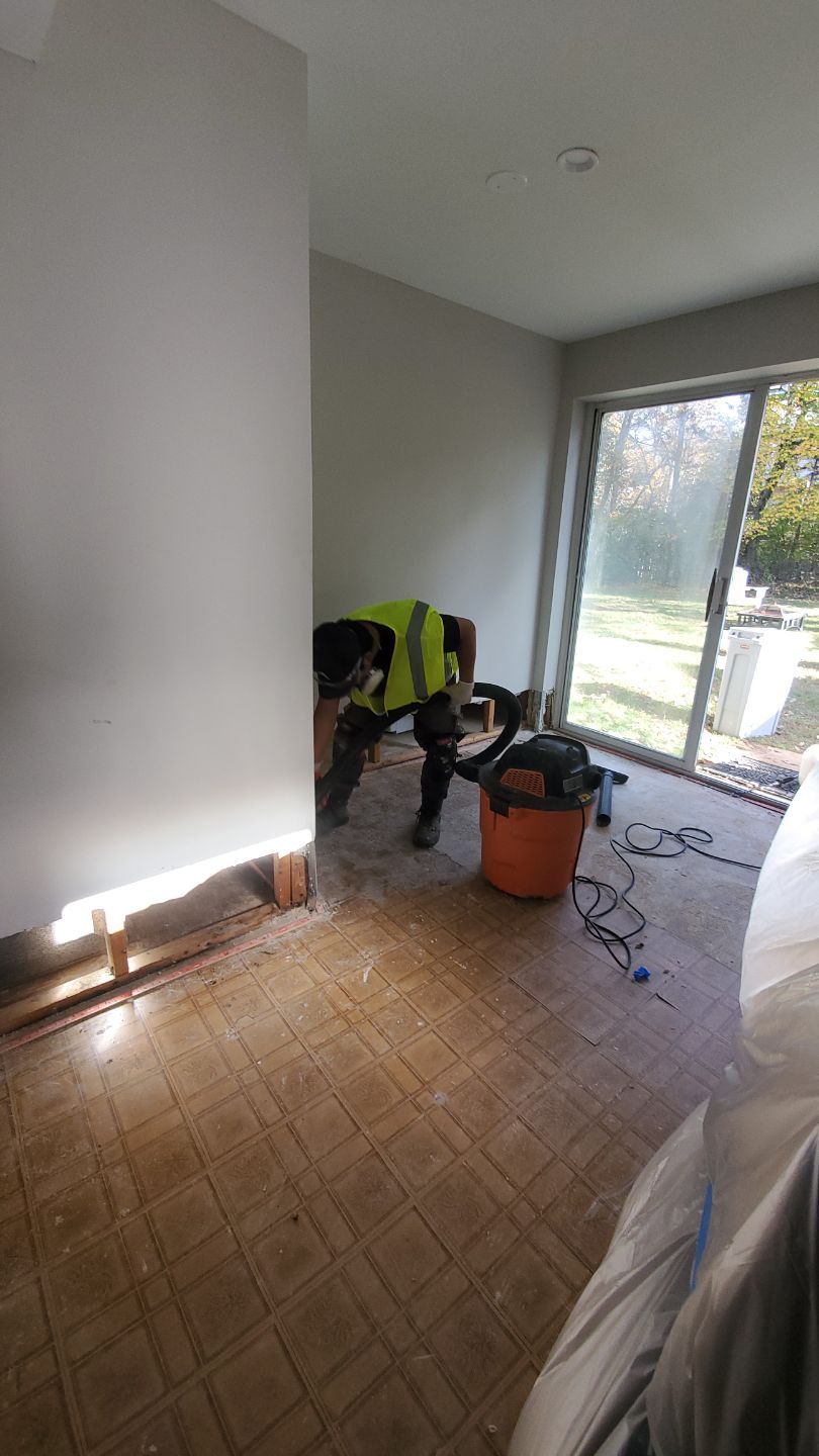 Continued dehumidification and moisture extraction during Sterling water restoration process.