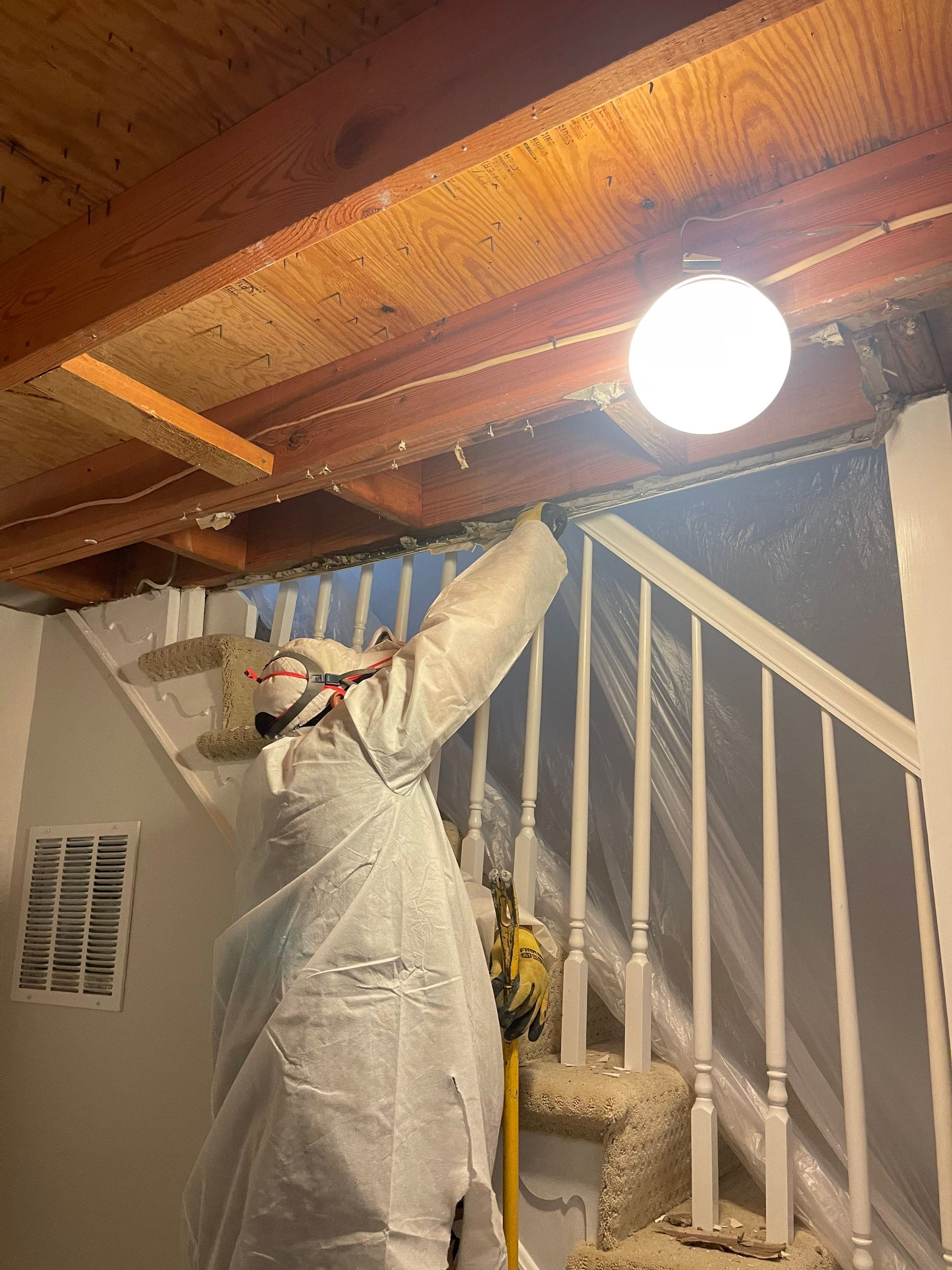 Dehumidification and air movement setup supporting ceiling moisture removal in Vienna restoration.
