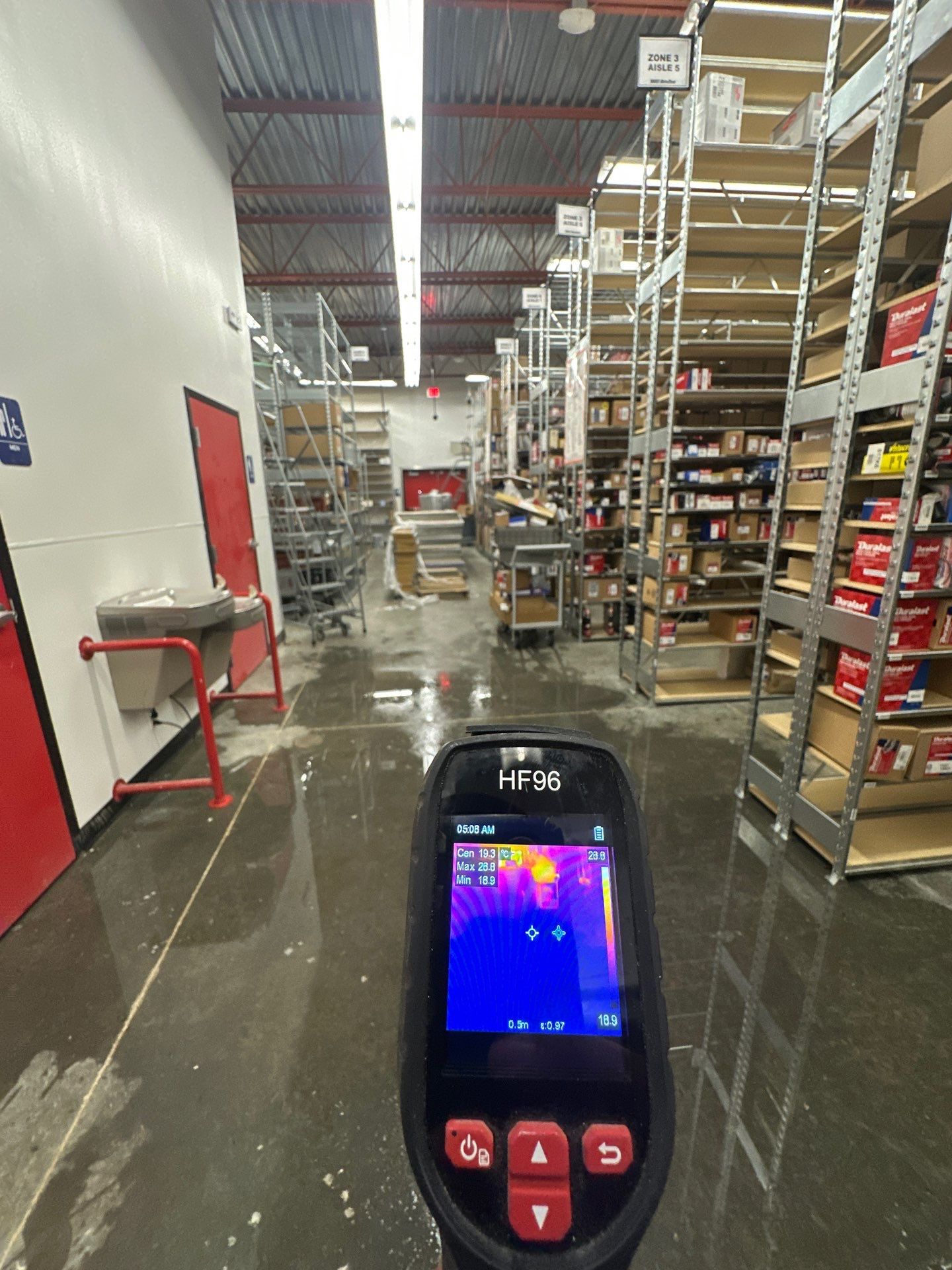 Thermal imaging identifies hidden moisture patterns during mold remediation drying phase in Baileys Crossroads.