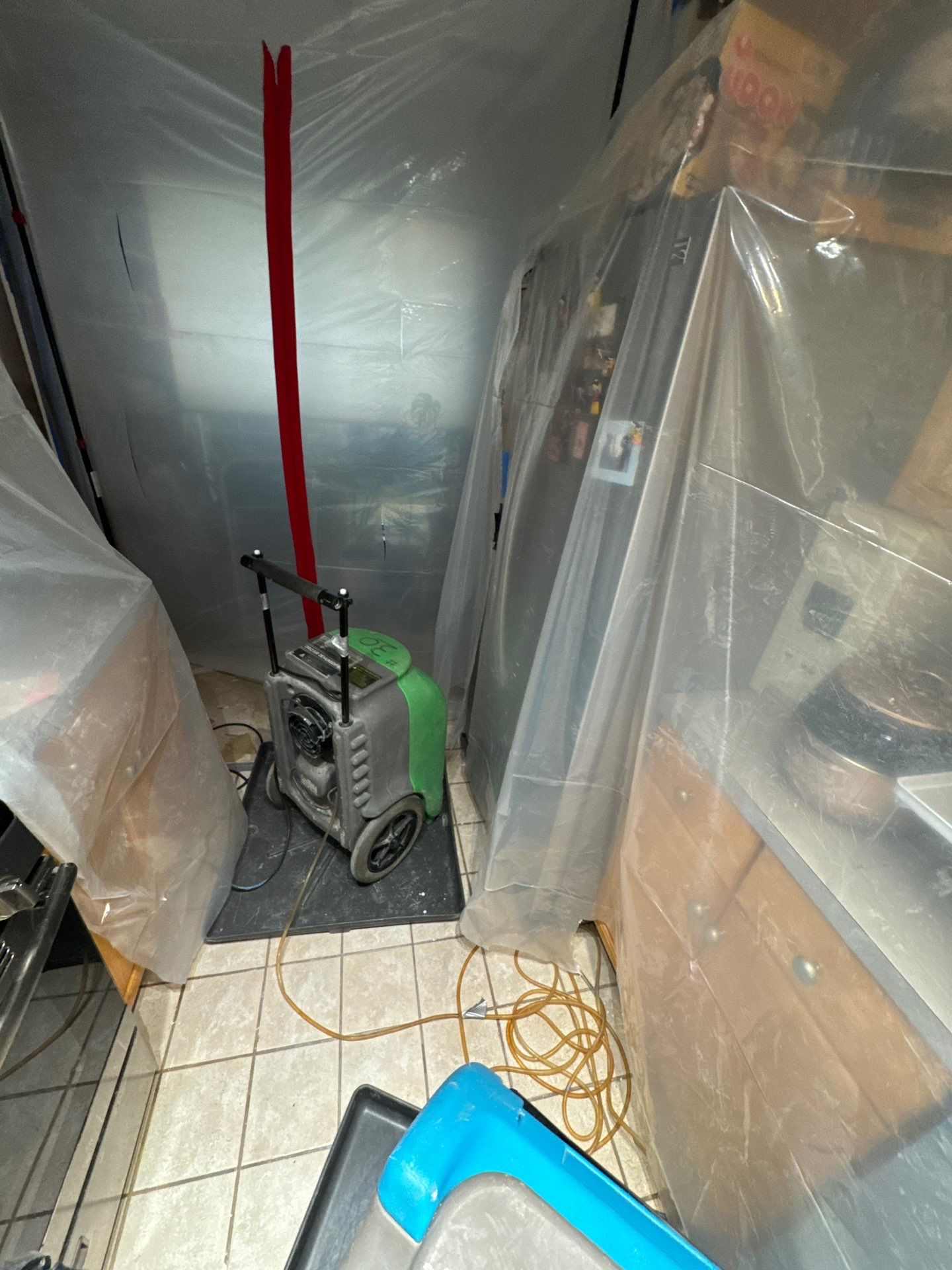 Advanced drying phase with equipment monitoring structural moisture levels.