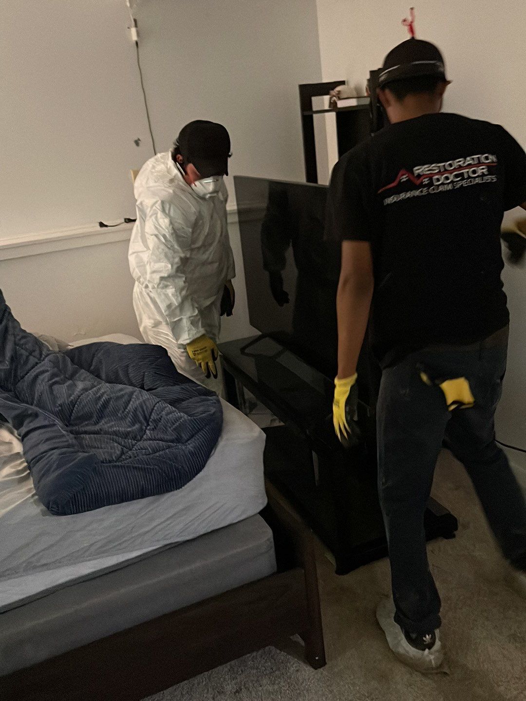 Final thermal inspection confirming moisture levels normalized after water damage restoration.