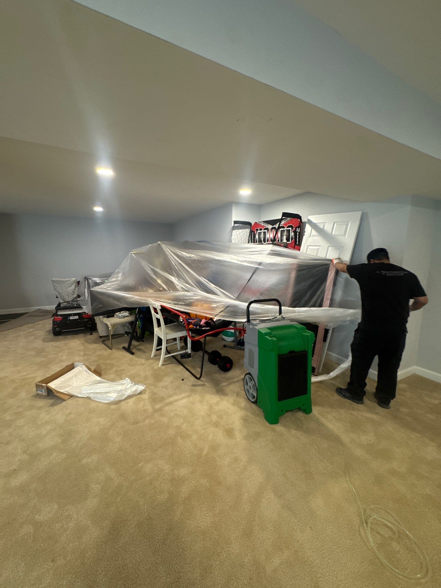 Mold remediation in Aldie begins with structural drying equipment positioned to arrest moisture in affected framing and subflooring.