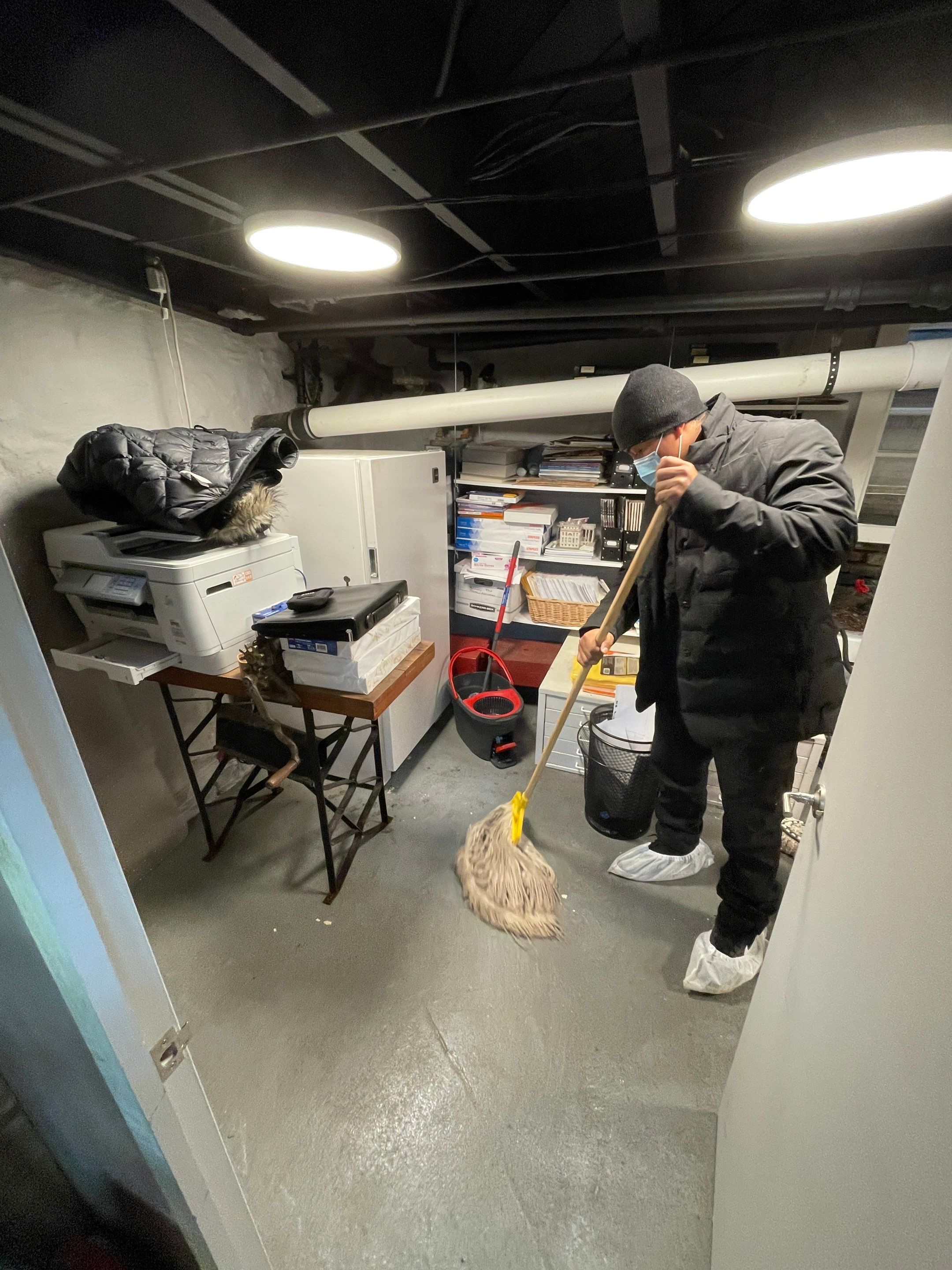 Final thermal inspection confirming moisture remediation in Alexandria water damage restoration.