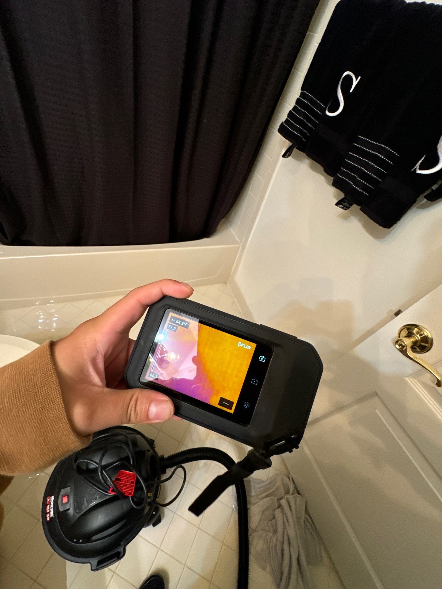 Final thermal imaging verification confirming structural moisture has reached acceptable levels.