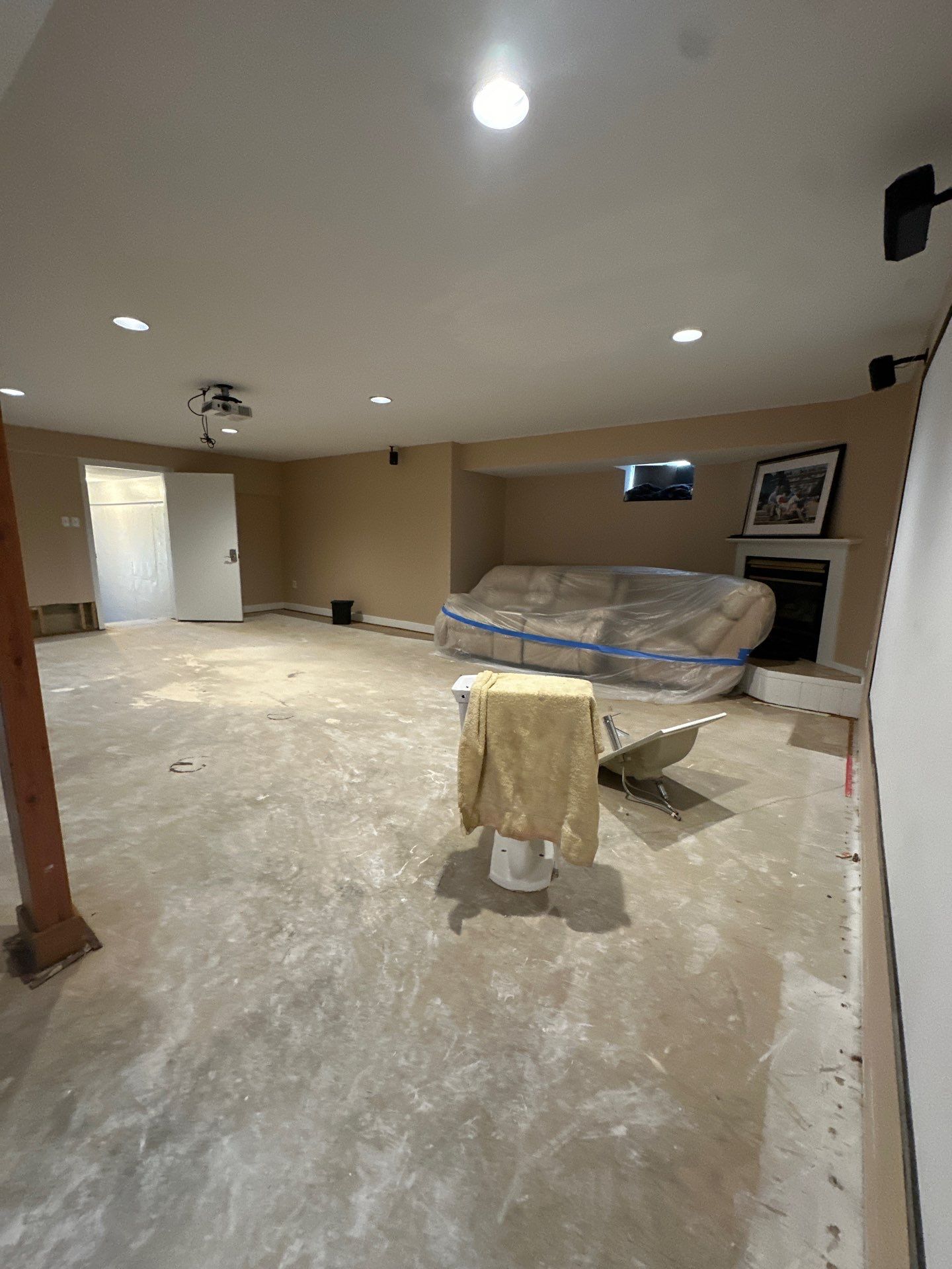 Containment barrier and dehumidification equipment set up during water damage restoration in Vienna.