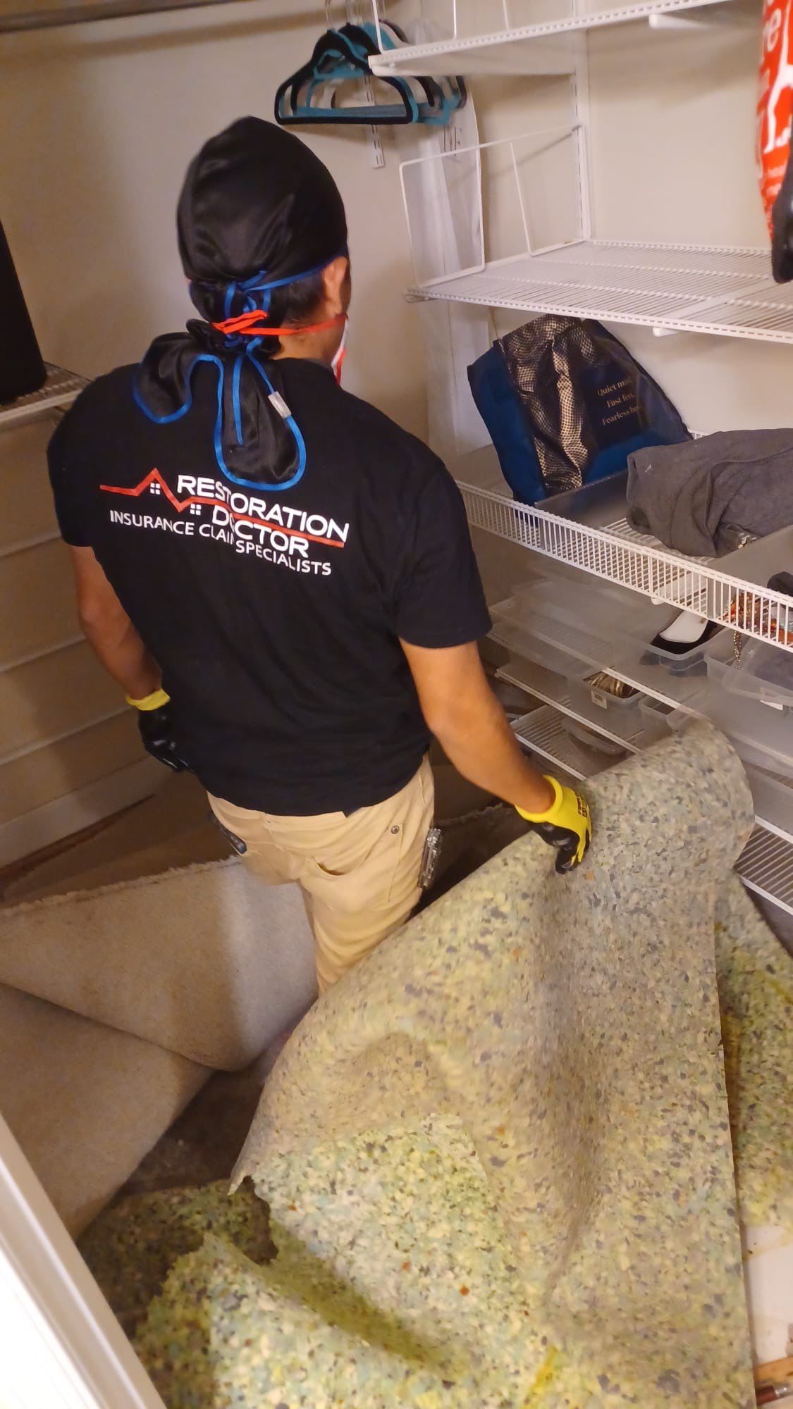 Continued moisture removal phase of water damage restoration, monitoring drying progress in Washington.