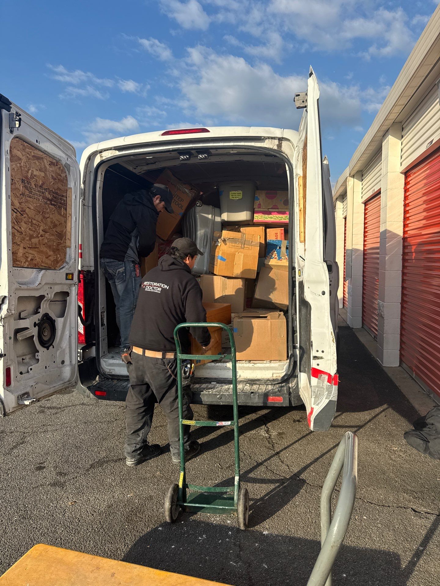 Equipment positioning and containment setup during ongoing mold remediation in Washington.