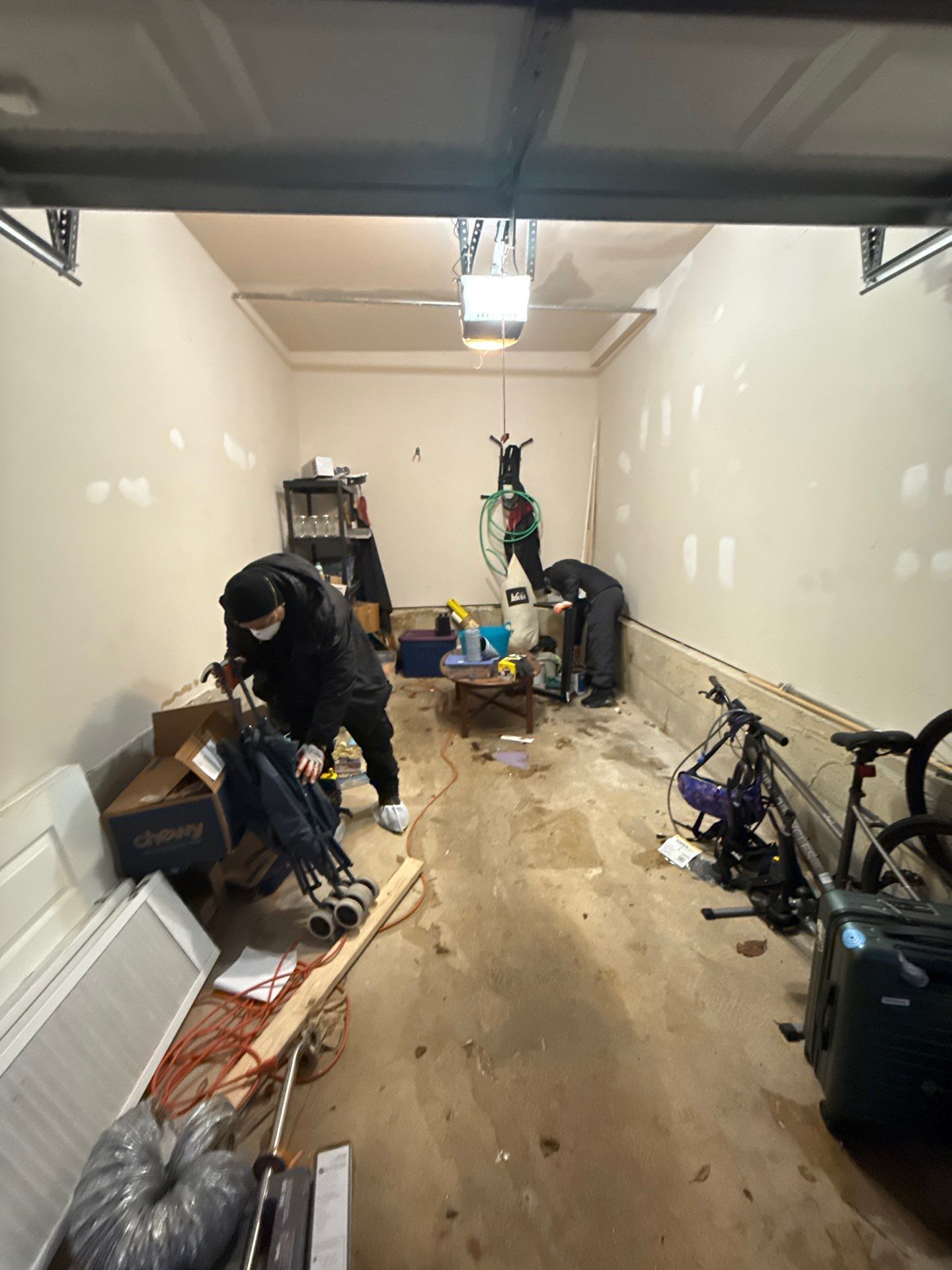 Structural surfaces exposed and drying under active dehumidification within containment.