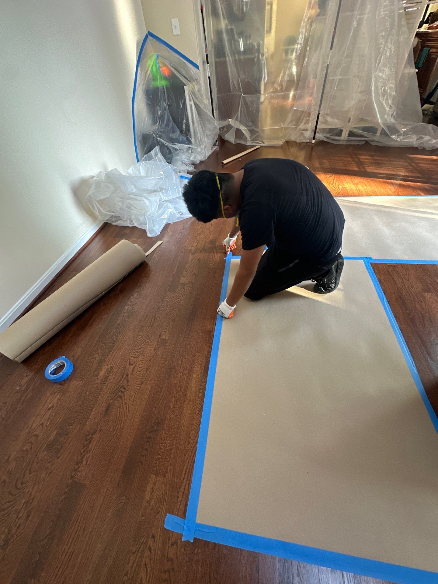 Flooring and carpet reinstalled following mold remediation and structural restoration in Fort Washington.